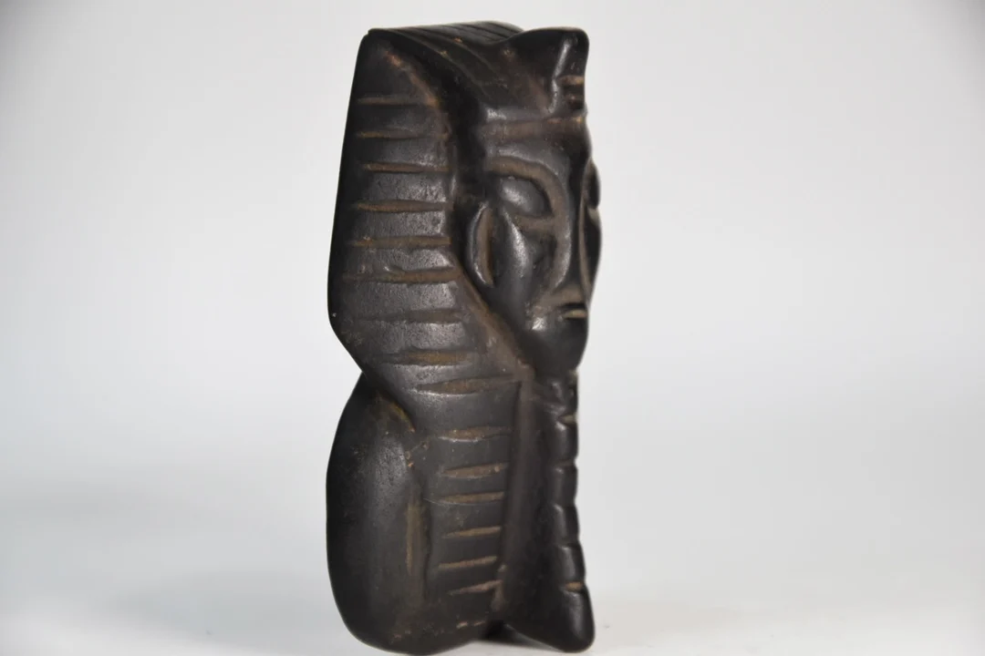 Exquisite Hongshan Culture Meteorite (Pharaon) Ornaments