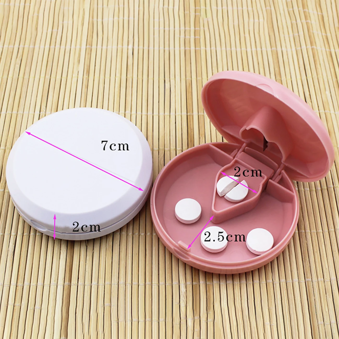 3 Colors Portable Pill Cutter Splitter Divide Storage Case Medicine Cut Compartment Box Holder New Green White And Pink