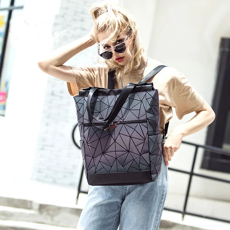 new shiny Geometric Luminous bag Sequins Female Backpack Geometric Women School Backpack For Teenage girls mochila feminina 2020