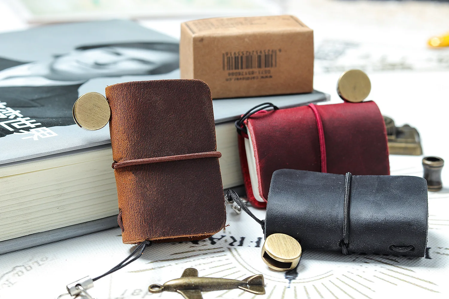 Super Mini Cute Leather Diary Ultra-Small Cowhide Notebook Key Chain Pendant Travel Diary Decoration