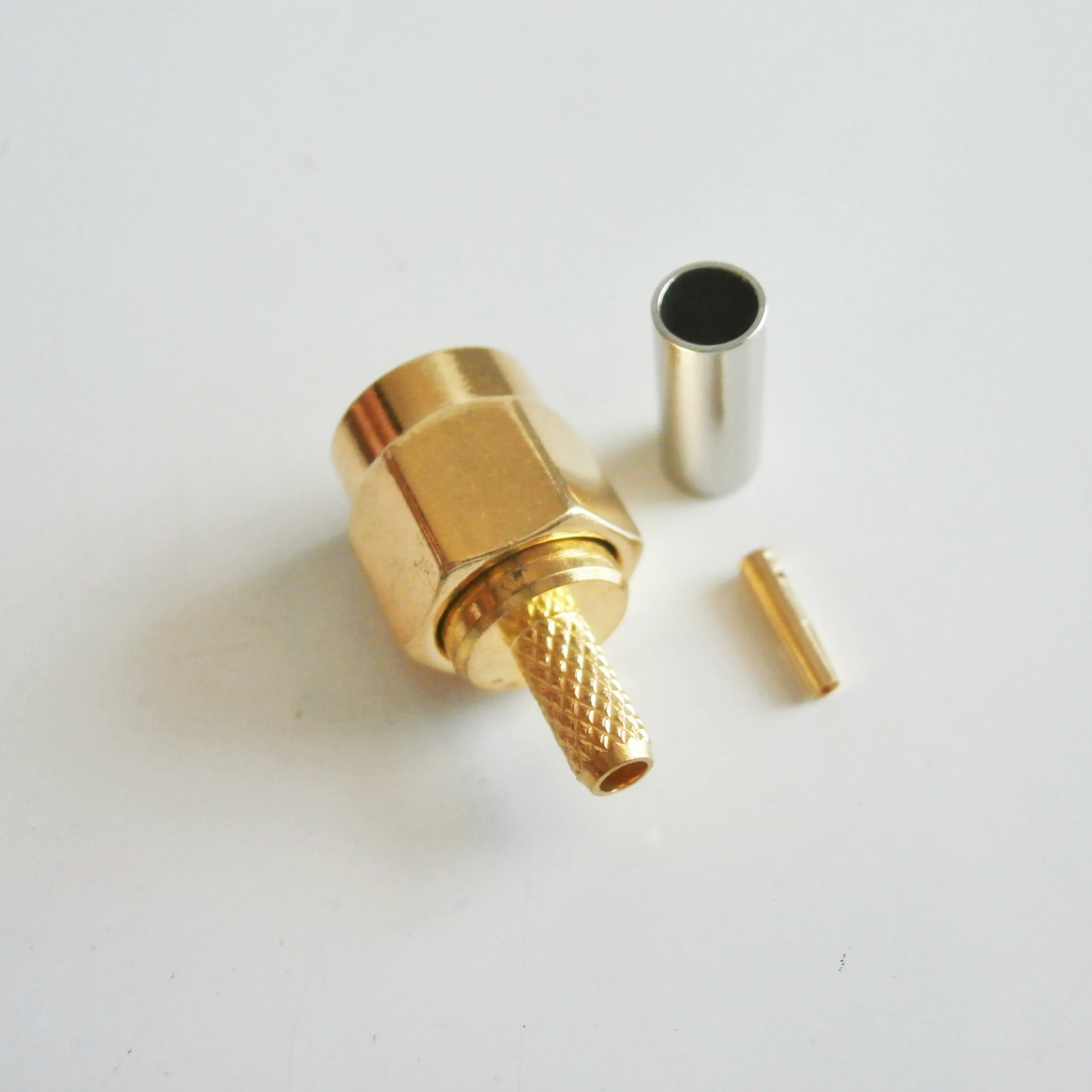 Conector macho de RP-SMA, Conector de engarce central RG174, RG316, LMR100