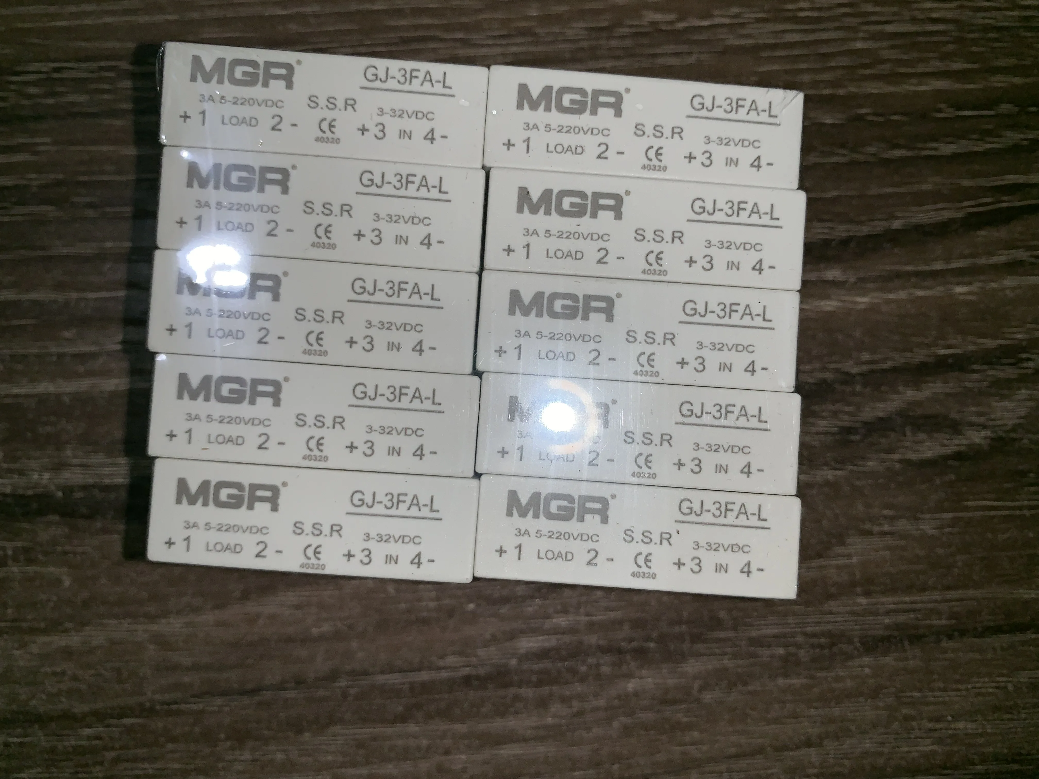 

mager GJ-3FA-L Small solid state relay DC SSR solid control DC GJ 3FA L 3A DC-DC