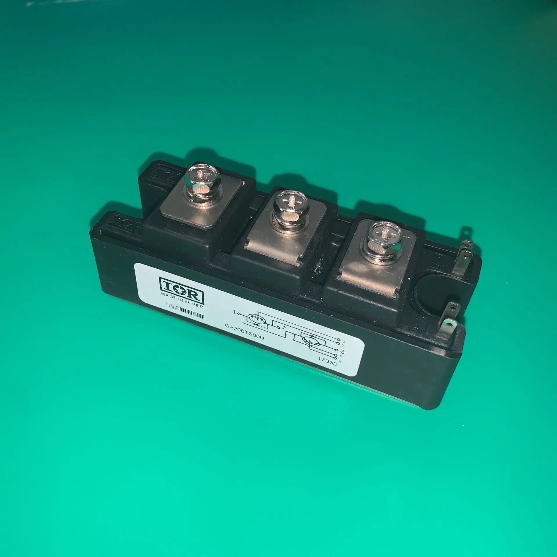 

GA200TS60U MODULE GA200TS60 U HALF-BRIDGE IGBT INT-A-PAK Ultra-Fast Speed IGBT 200A GA200TS 60U GA200TS60UPBF GA 200TS60U 200TS