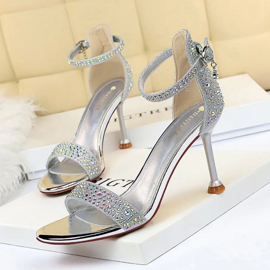 2020 European and American Style Sexy Banquet Summer High Heels Shoes Fine), High Heel Open Toe Rhinestone Field Strap Sandals