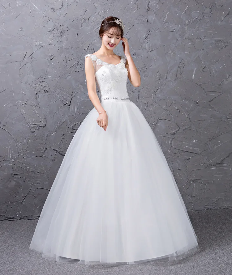 DM-0582 # Robe De Mariée Perceuse En Résine Robe De Bal Blanche Cou De Bateau Pas Cher En Gros Ornements De Fleurs V-cou Dentelle ettes Plus La Taille