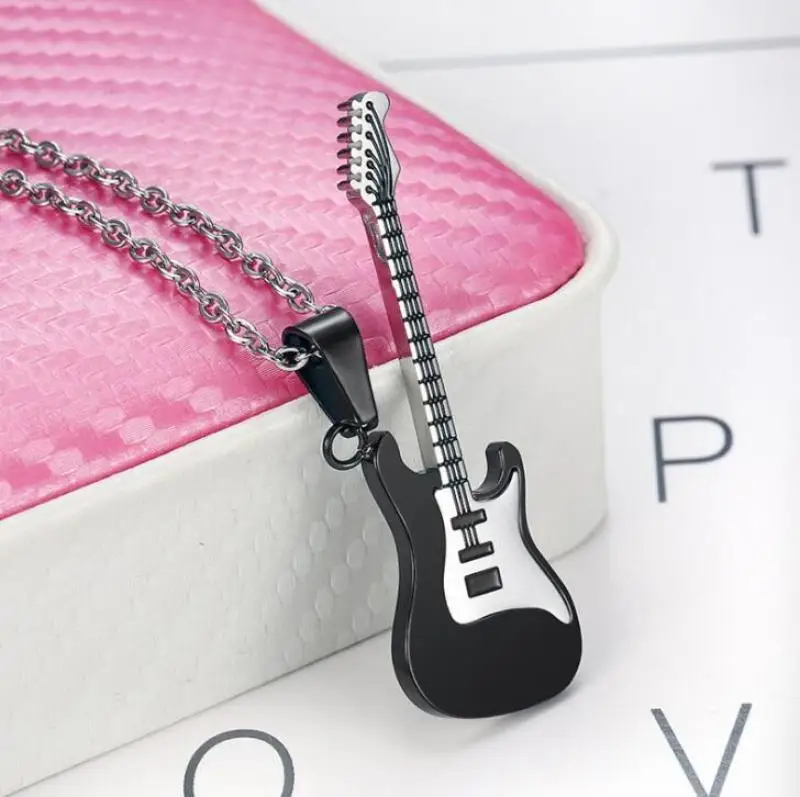 New Fashion Small Guitar Pendant Necklace Hip Hop Rock Band Street Performance Accessories Jewelry