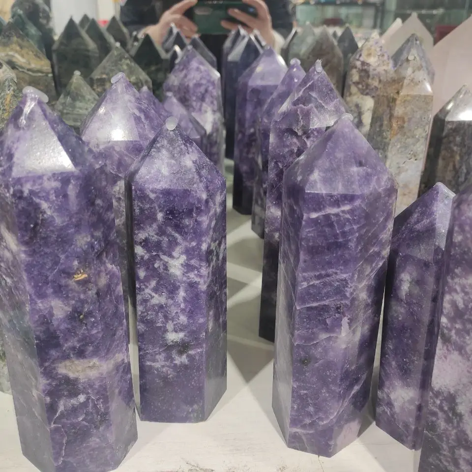 1pcs  Natural lilac small pillars pyramid home living room decoration art ornaments open chakras to restore spiritual power