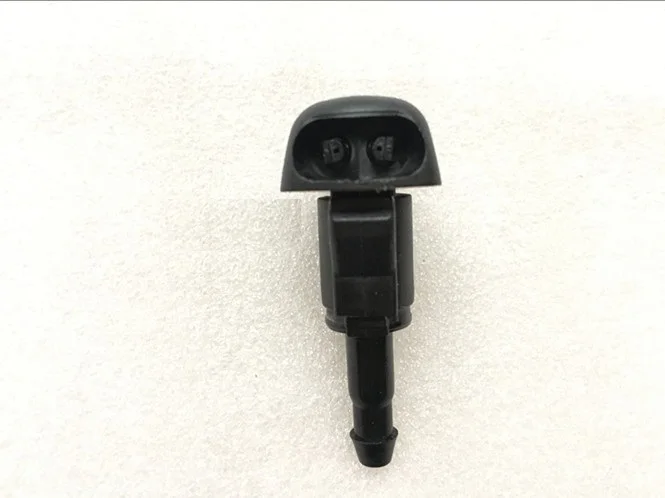 (2pcs/kit) Front Windscreen Wiper Blow Spray nozzle for Chinese Brilliance V5 H530 frv fsv Auto car motor part