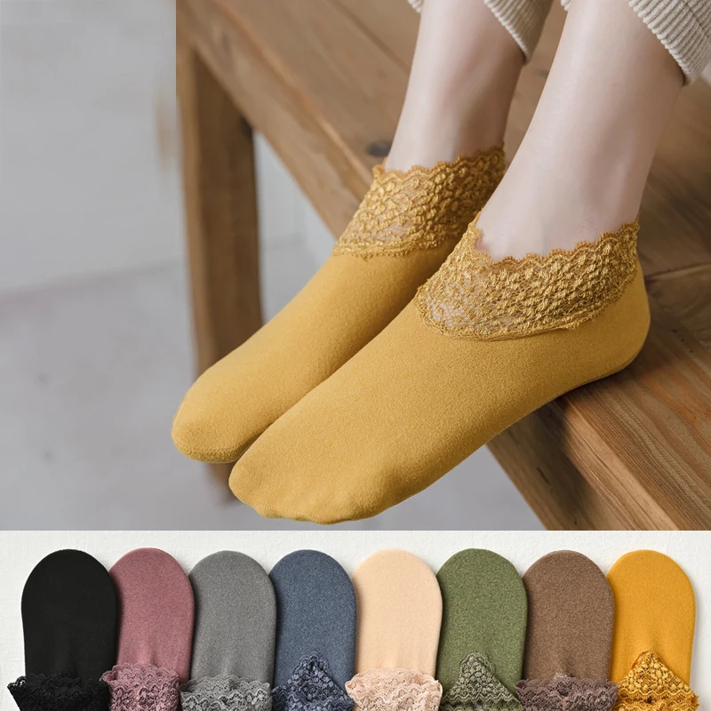 Women Plush Short Socks with Lace Edge De Velvet Solid Spring Autumn Warm Socks Home No-slip Floor Socks Accessories