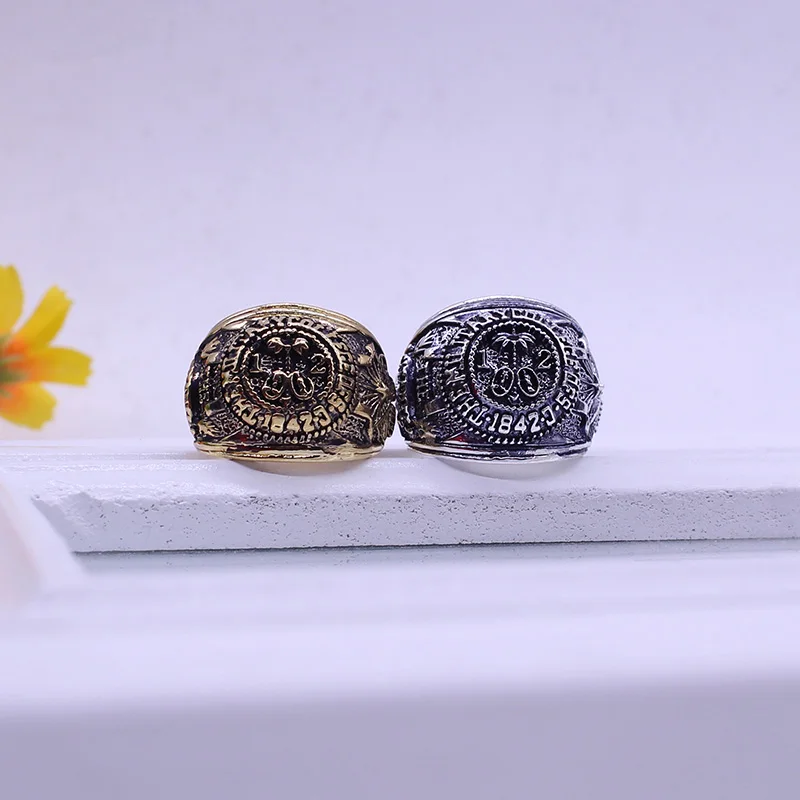 2020 Fashion Domineering Men\'s Ring Classic Movie Series Jewelry Retro Zinc Alloy Bronze Punk Engraved Metal Jewelry Gift