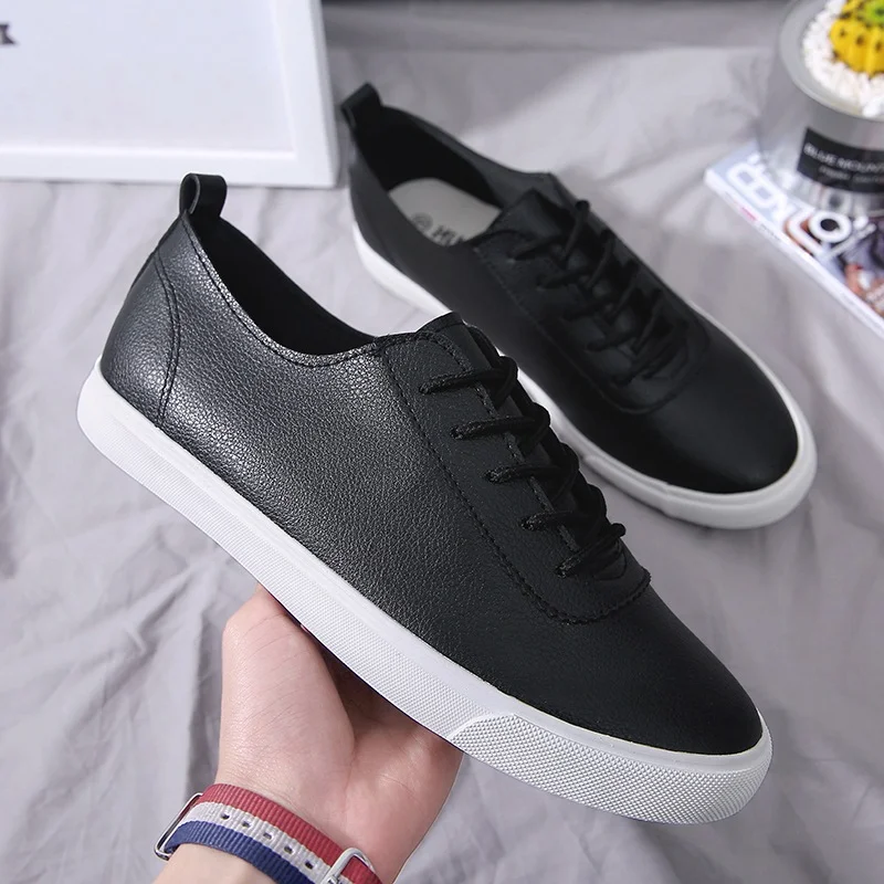 Men Vulcanized Shoes Summer PU Leather White Shoes 2021 Lightweight Lace-up Rubber Outsole Sneakers Couple Zapatos De Hombre