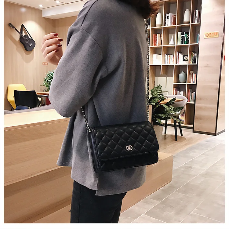 Luxury Handbags Fashion 2023 Fashion Women Leather Messenger Shoulder For Daily Designer Female Crossbody Bag Lock Black