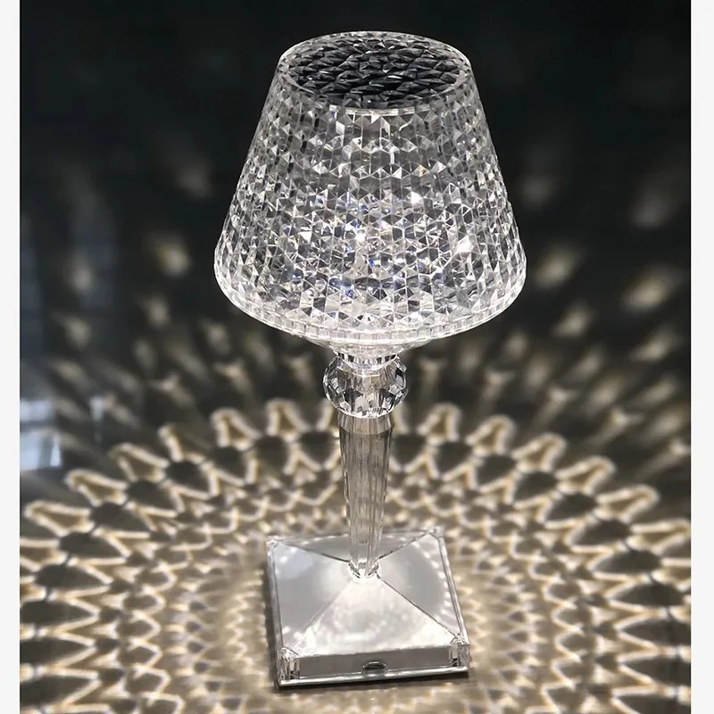 Neue Acryl Kristall Lampe Kartel Diamant Tisch Lichter USB Aufladbare Dekoration Beleuchtung für Restaurant Romantische Nacht Licht