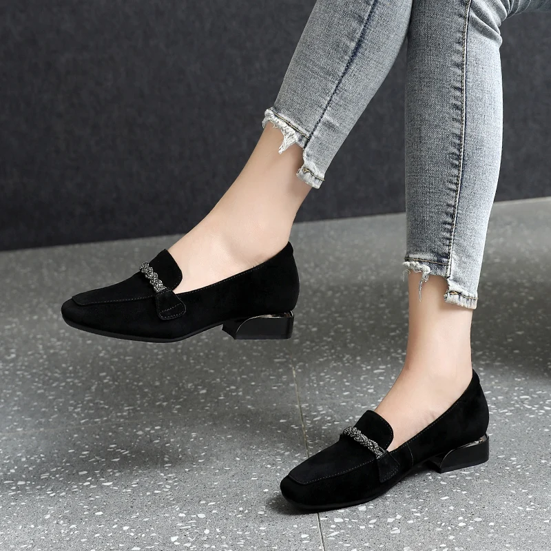 Fall/Winter 2021 Ladies Fashion Loafers Low Heel Boat Shoes Shoes Square Toe Dress Shoe Chain Faux Suede Plush Warm Ladies Shoes