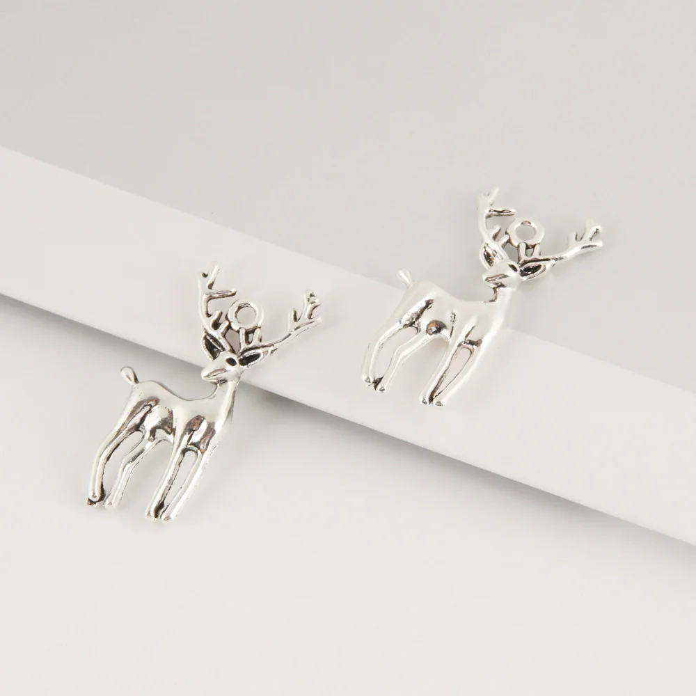 25pcs Charms Sika Christmas Deer Silver Color Pendant For Jewelry Making DIY Craft Handmade Accessorie