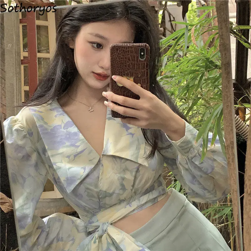 French Style Blouses Women V-neck Printed Full Sleeve Slim Tunic Bandage Crop Top Fashionable Females Shirts Soft Princess Fresh