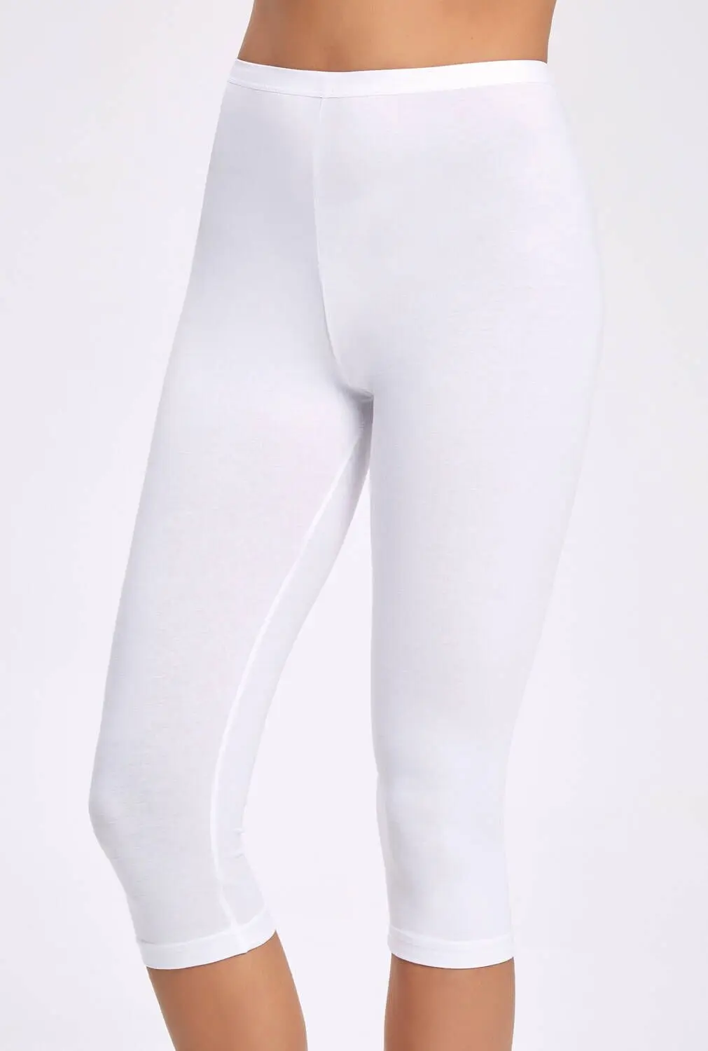 Principle 2257 Lycra Capri Women White Leggings 10 PCs