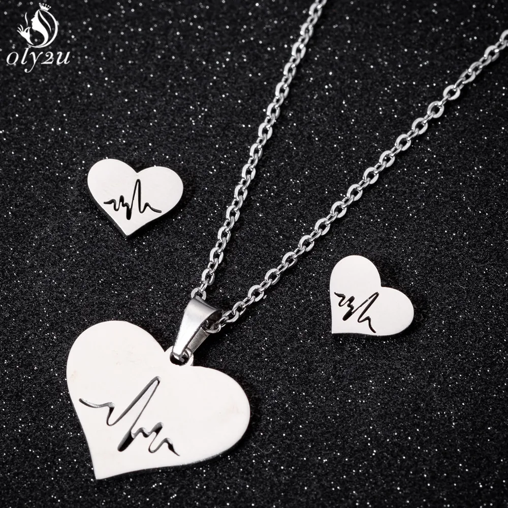 Stainless Steel Heartbeat Necklaces Pendants Romantic LOVE Heart Long Chain Necklace for Medical Nurse Doctor Lover Gifts