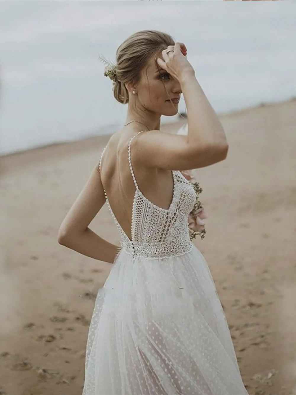 Paski Spaghetti Beach nadmorskie suknie ślubne przerywana tiulowa księżniczka dekolt suknie ślubne Backless wycięcie koronkowe Vestido De Noiva