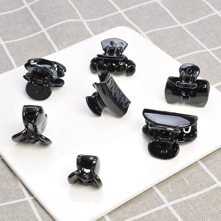 Japan Korea High Quality Simple Black Plastic Hair Clips Claws Mini Clamps Fashion Girls Crab Hair Claw Gifts Hair Accessories