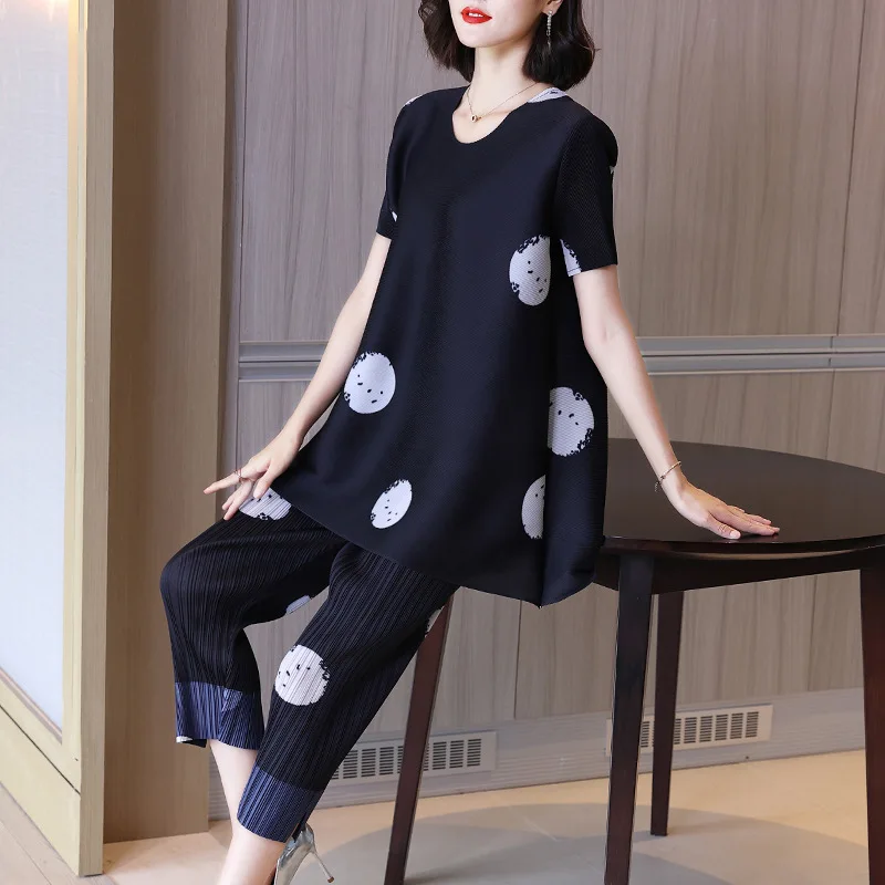 

Pleated Suit Mother Summer Dress 2021 New Women Slim Temperament Two Piece Set Age Reduction