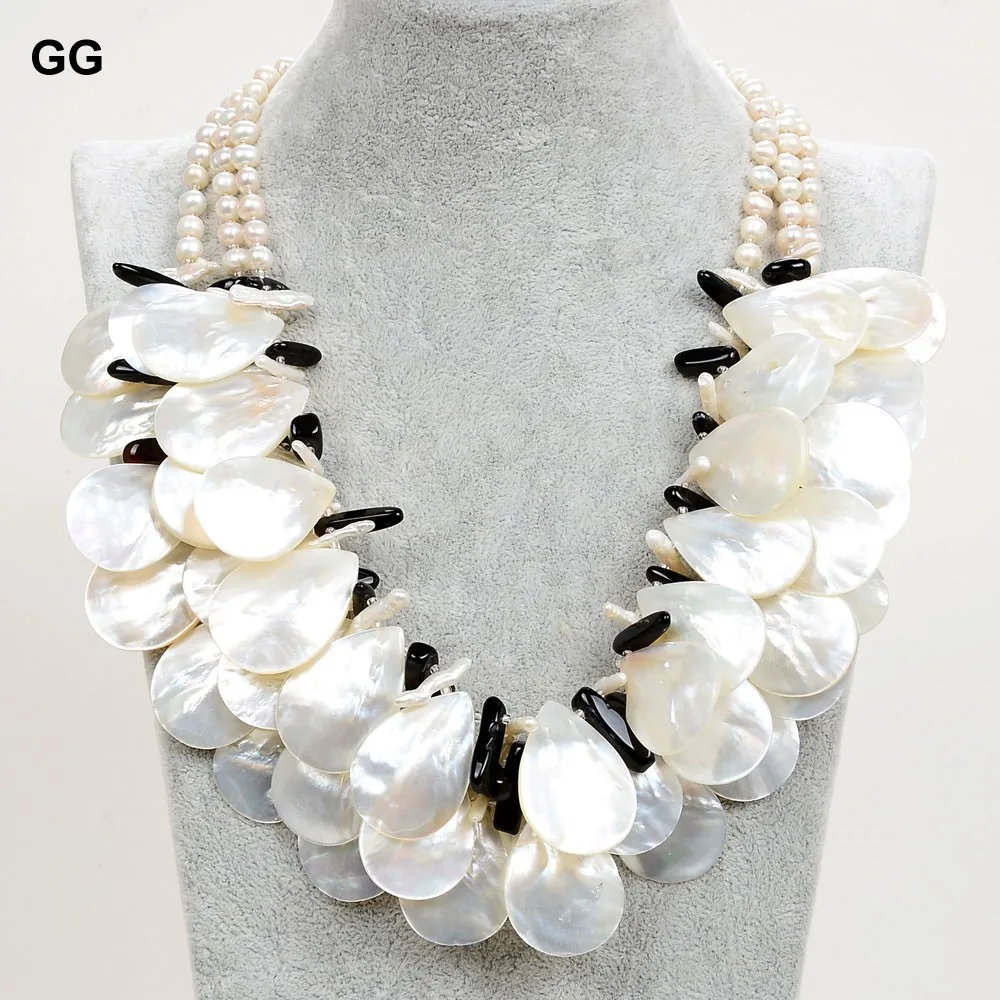 GuaiGuai Jewelry Beautiful Natural White Biwa Pearl White Shell Black Onyx Necklace For Women