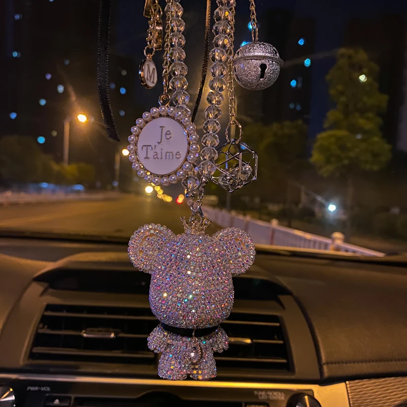 Fashion Bead Crystal Cartoon Bear Small Bell Car Pendant Diamond Hanging Ornaments Rhinestone Tassels Car Mirror Decoration