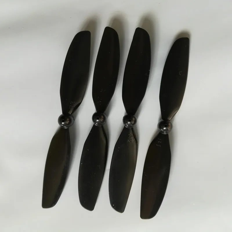 4pcs 75mm 1mm 7.5cm CW CCW Propellers Props for 816 720 8520 Coreless Motor RC Airplane Quadcopter RC Airplane Blades