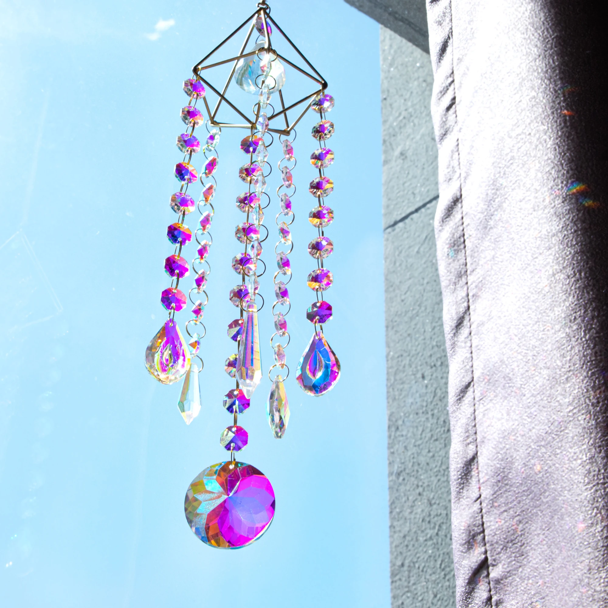 

H&D Crystal Suncatcher Wind Chimes Window Hanging Ornament Chandelier Aurora Rainbow Crystal Prisms Pendant Garden Outdoor Decor