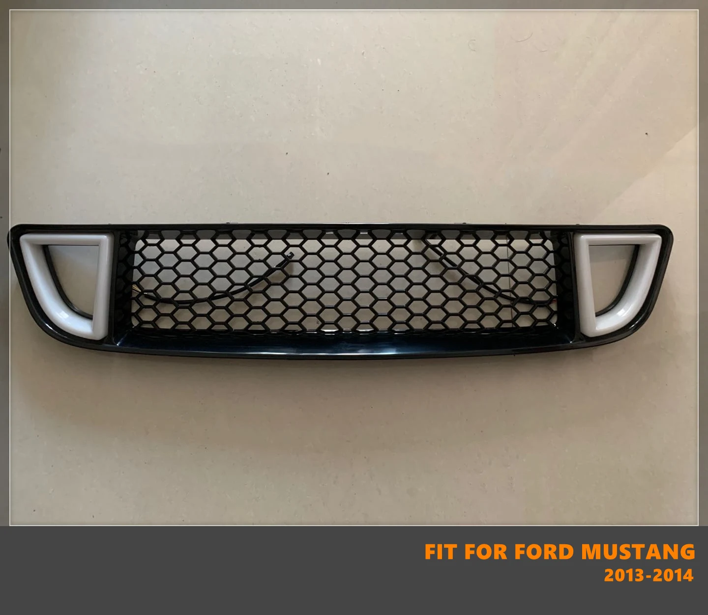 

Good Quality ABS Front Middle Grill Racing Grille With LED Lights For Ford Mustang 2013 2014