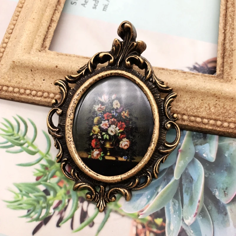 Antique Brooches Flower Inside European and American Style Vintage Jewelry Pins Accessories