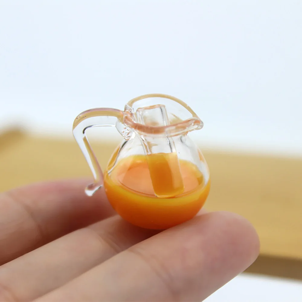 

1/12 Dollhouse Miniature Accessories Mini Glass Fruit Juice Pot Simulation Kettle Model Toys for Doll House Decoration