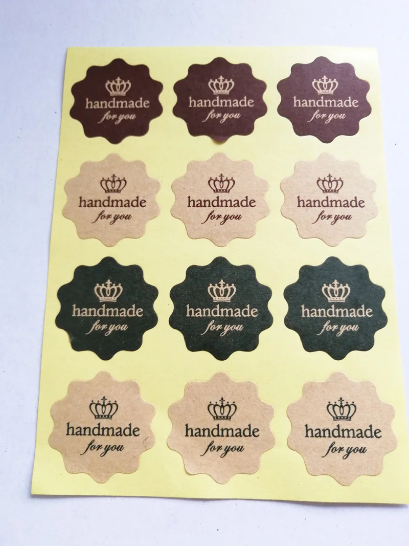 120pcs 30MM FLOWER SHAPE Kraft PAPER LABEL GIFT HAND MADE CAKE/FOOD/FLOWER/GIFT CARD sticker