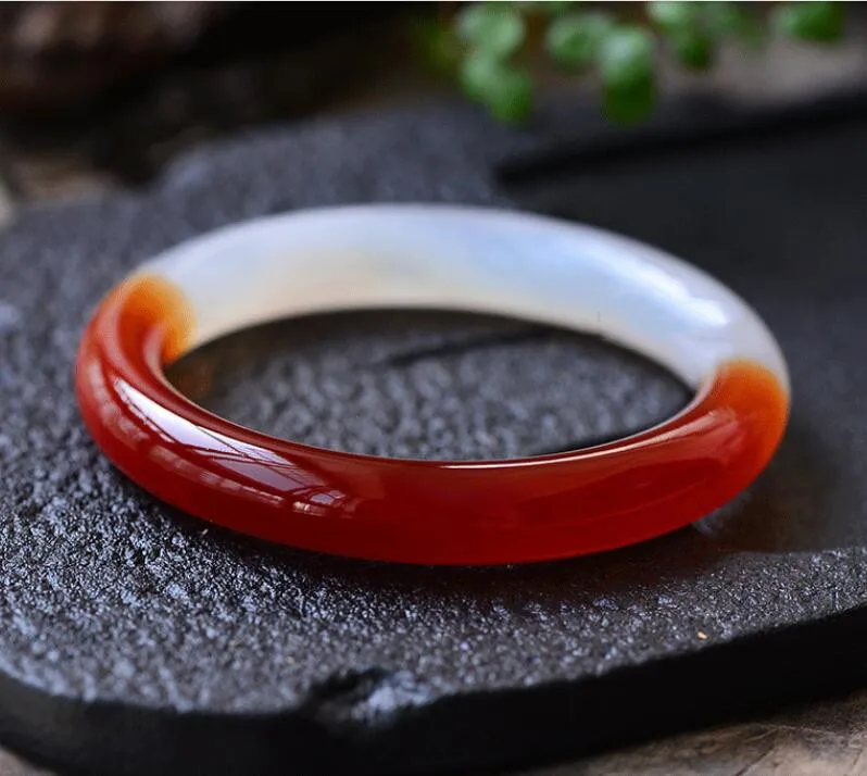 

Top Natural Agate Round Bar Bracelet Red and White Chalcedony Classical Bangle Jewelry Lucky Accessories