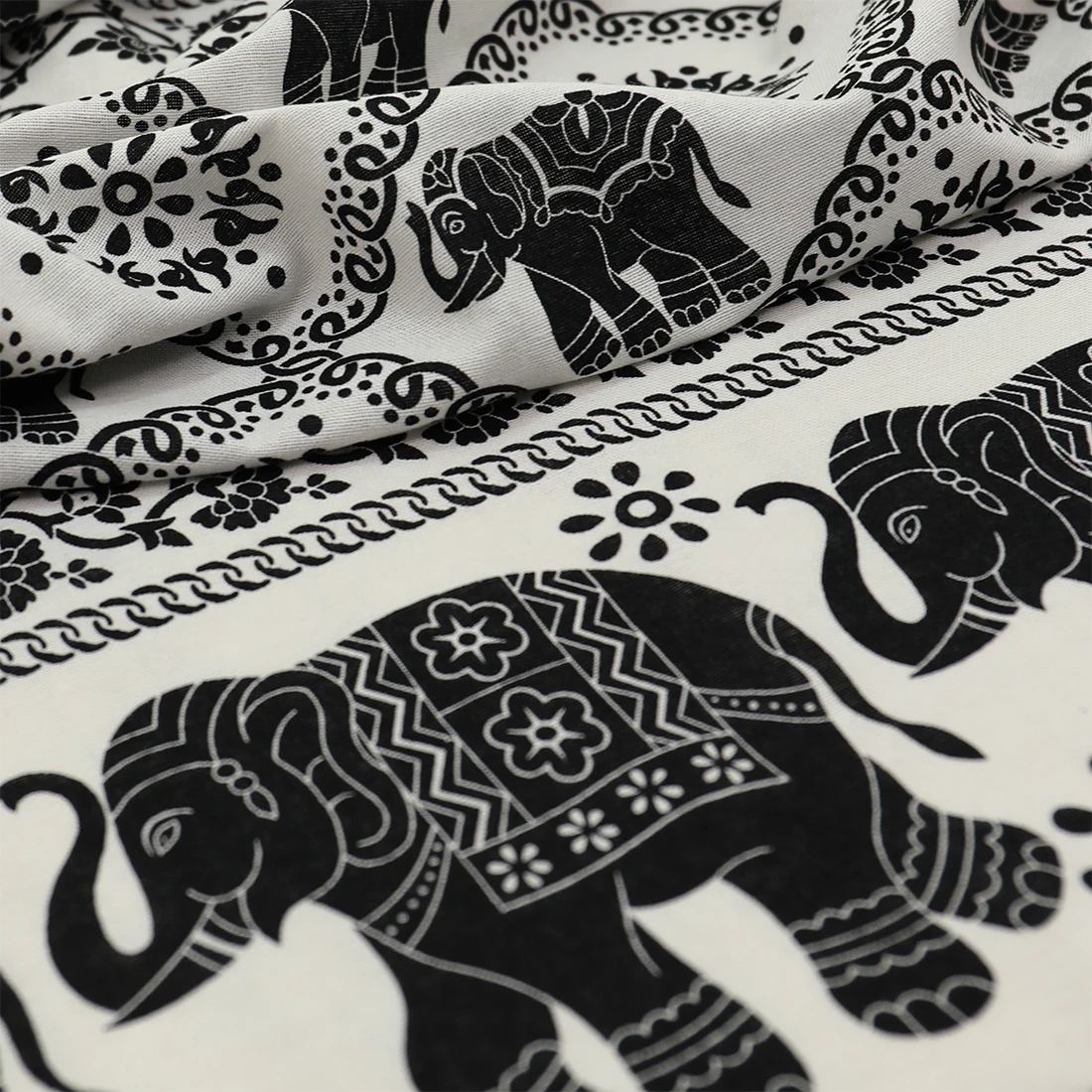 Ethnic Cotton Printed Elephant Fabric For Sewing Clothes Dress Tablecloth DIY Vintage Decoration 145cmX60cm