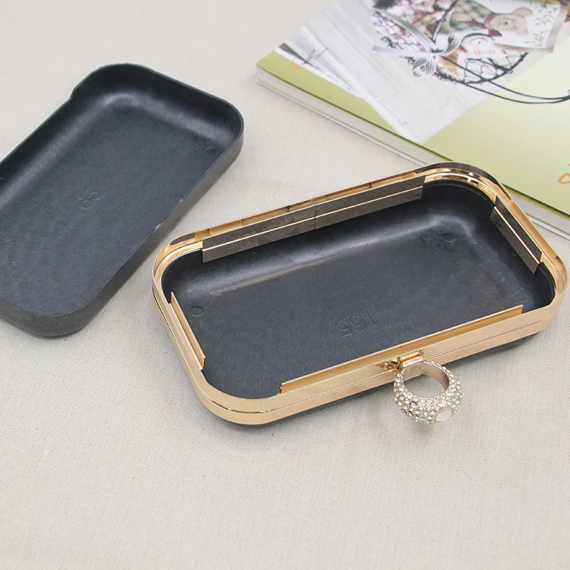 High Quality Case Silver Gold Antique Brass Color Plastic Black Box Diy Handbag Accessories Wholesale Metal Purse Frame Obag