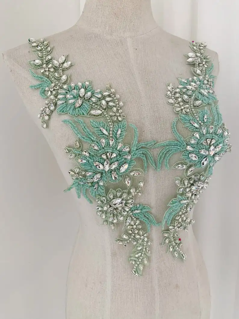 

1pair Mint Green Rhinestone applique with florals motif