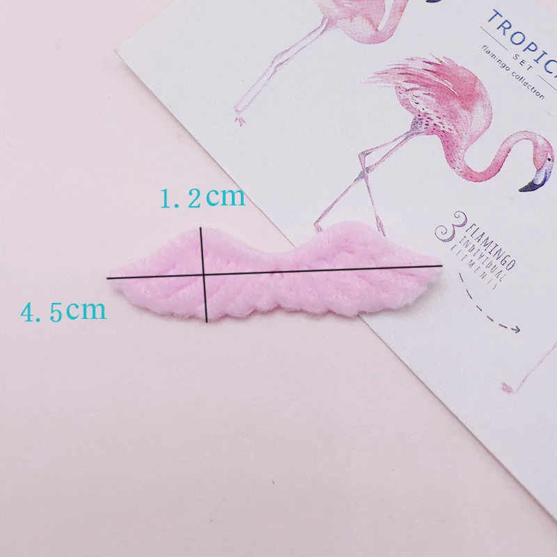 80 Stück/Los 4,5*1,2CM Kleine Zweiseitige Flauschige Filz-Engelsflügel-Applikationen für DIY Kinder-Haarspangen-Zubehör und Aufnäher – Detail 1