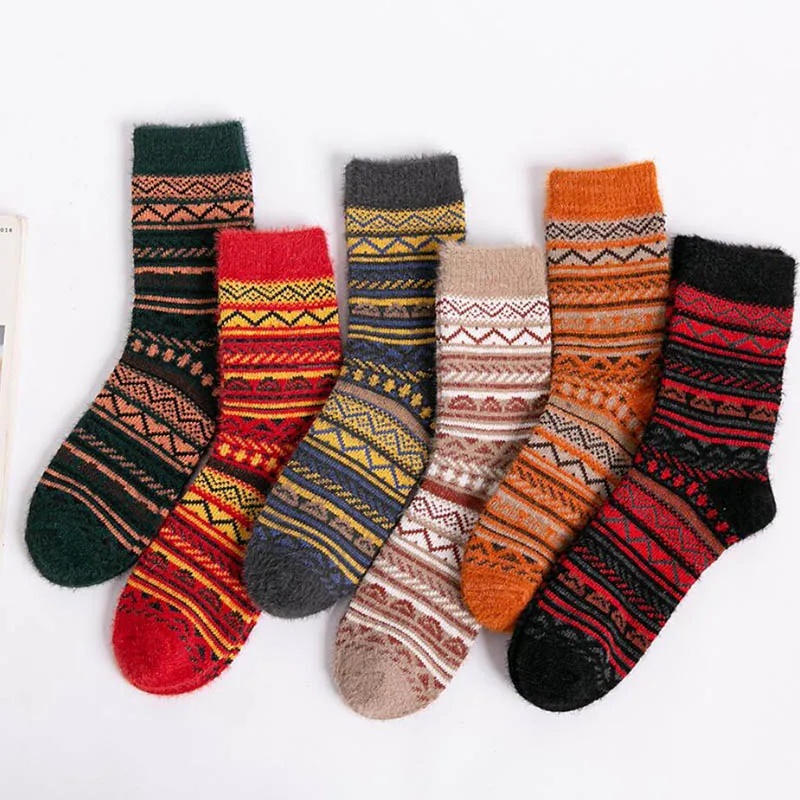 New Women's Warm Rabbit Wool Socks Thickened  Winter Imitation Mink Velvet Female Socks Retro Colorful Stripes Casual 3 Pair