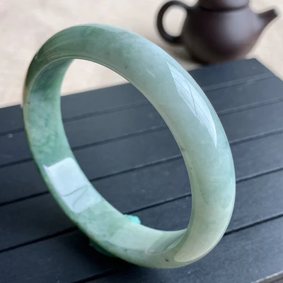 

Zheru Jewelry Natural Burmese Jadeite Light Green 54-64mm Bracelet Elegant Princess Jewelry Best Gift for Mother and Girlfriend