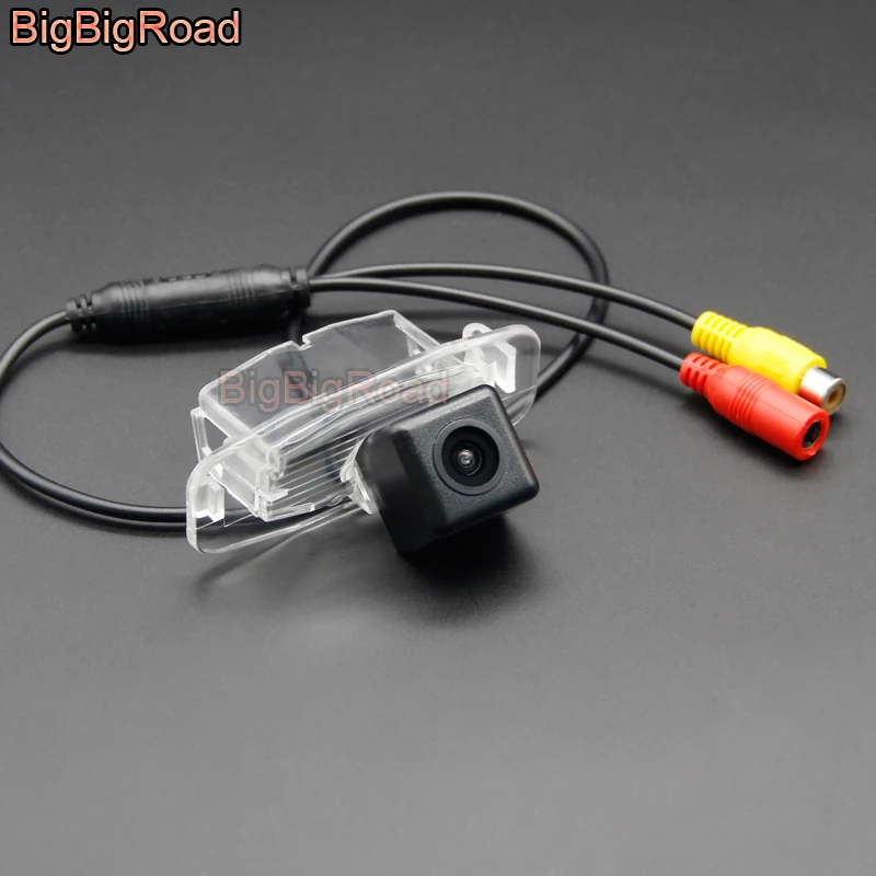 BigBigRoad For Great Wall Voleex C30 Vehicle Wireless Rear View Parking Camera HD Color Image Waterproof