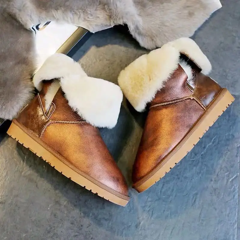 The latest snow boots of Australian brand in 2020, real sheepskin, 100% natural wool, classic and fashionable women\'s shoes