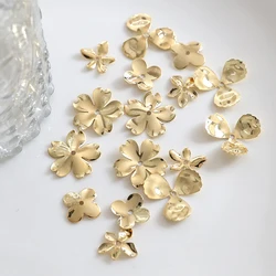 New style 50pcs/lot cartoon flowers shape copper floating locket charms beads diy jewelry garment pendant accessory