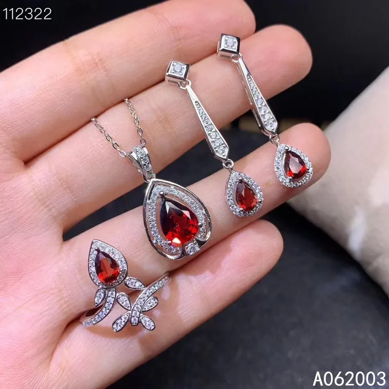 

KJJEAXCMY Fine Jewelry 925 sterling silver inlaid natural garnet female ring pendant earring set classic supports test