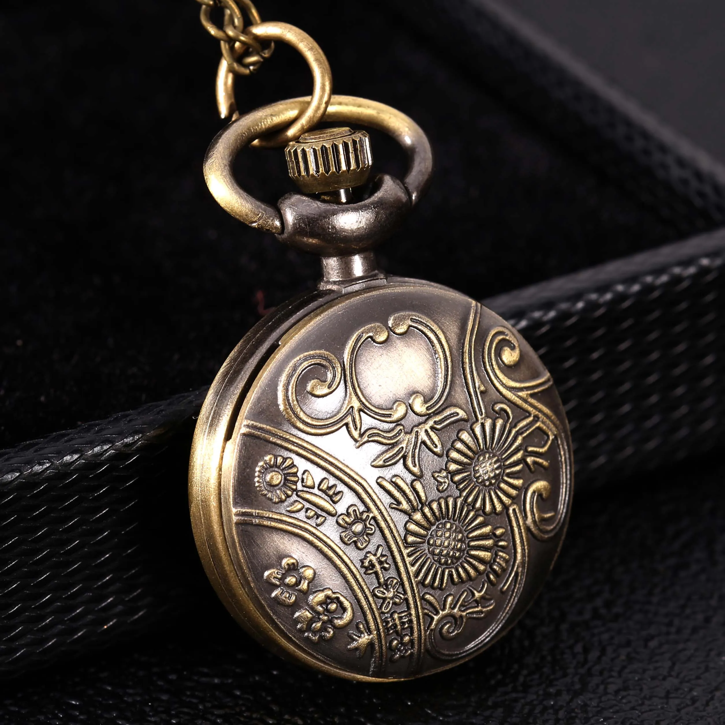 6079British flag retro copper color creative large pocket watch Creative retro gift value exquisite pocket watch