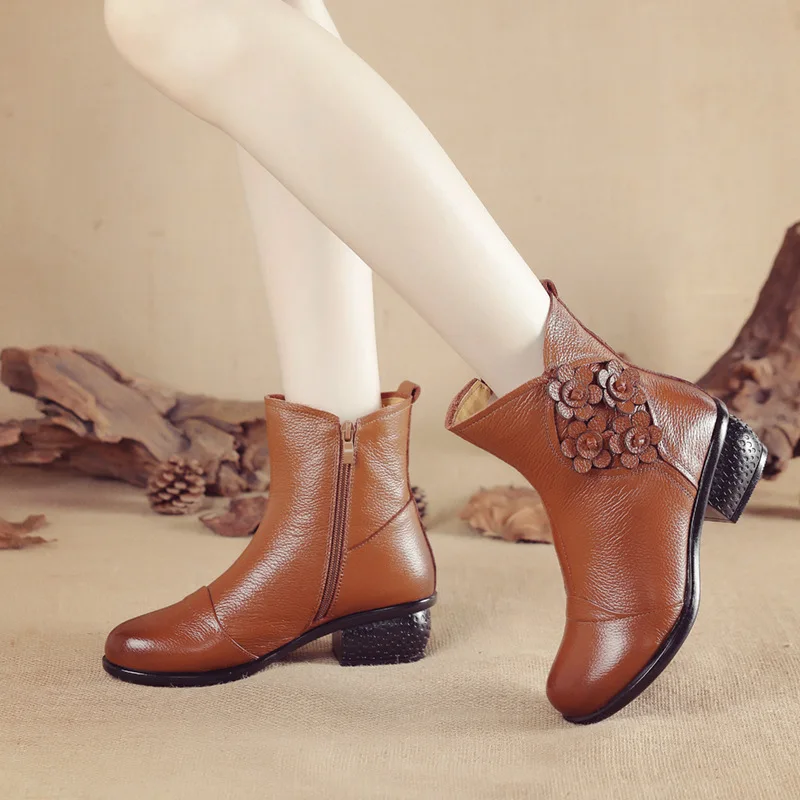 Xiuteng New Casual Retro Ethnic Style Genuine Leather Flower Women\'s Boots Autumn Winter Boots Women\'s Fashion Shoes Low Heels