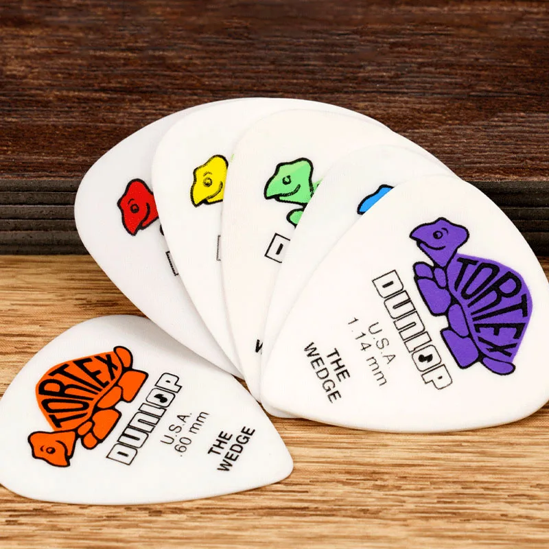 Dunlop Pick.424R WEDGE TORTEX material.Wear-resistant acoustic/electric guitar picks. Thickness: 0.50/0.60/0.73/0.88/1.00/1.14mm