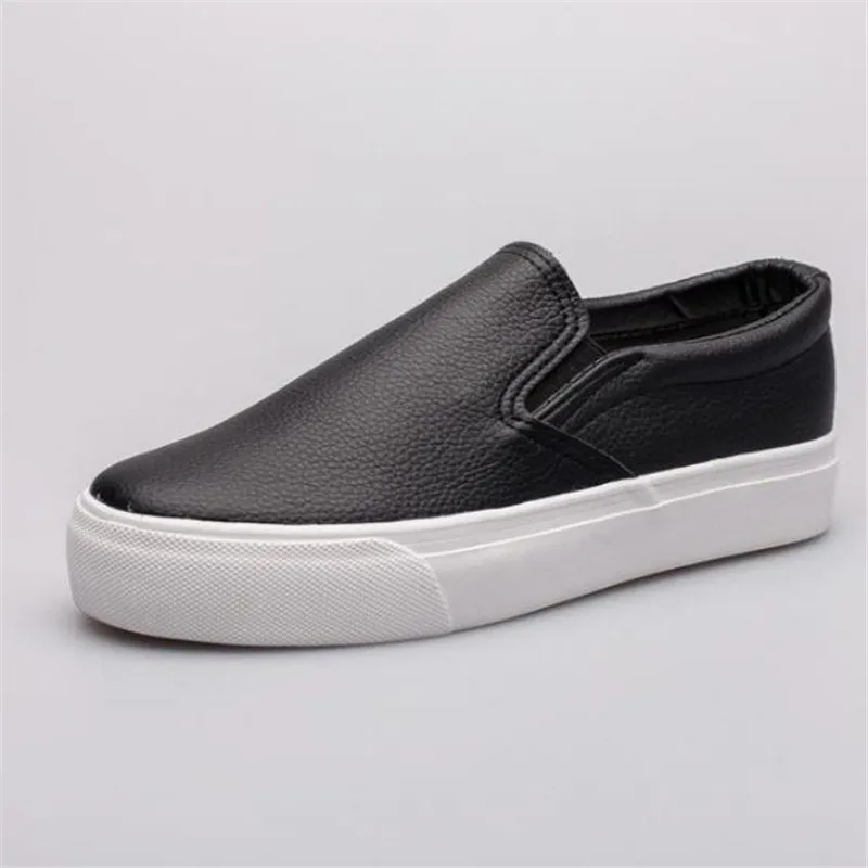 NEW hot fashion Brand Women cartoon Loafers Flats Shoes Woman Casual Slip on Platform Shoes Ladies Comfort shoes Size 35-40