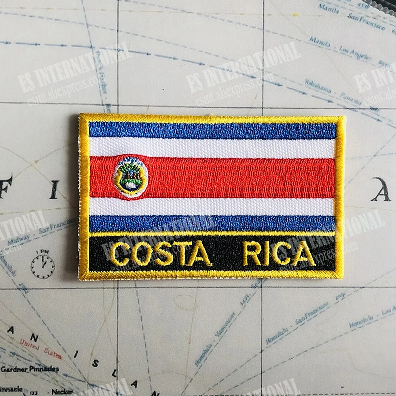 COSTA RICA Toppe ricamate con bandiera nazionale Badge Scudo e spilla a forma quadrata Un set sulla decorazione dello zaino con fascia da braccio in tessuto