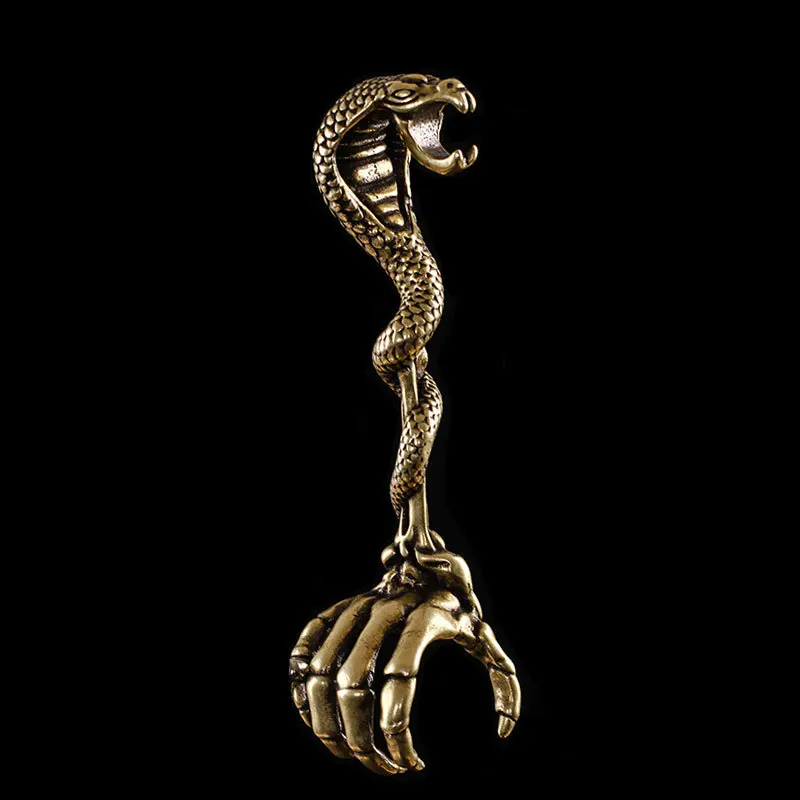 1pcs Luxury Brass Cigarette Holder Ring Rack Cobra Skull Finger Clip Women Men Cigarettes Smoking Accessories Smoker Ring Gift